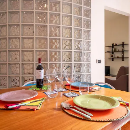 Porta Nuova By Interhome Milão