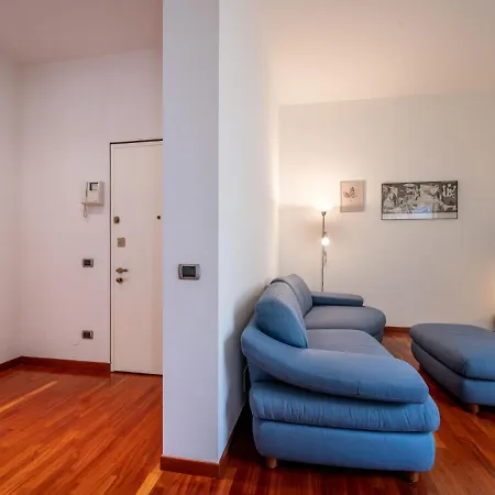 דירה Porta Nuova By Interhome מילאנו