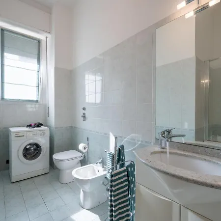 דירה Porta Nuova By Interhome מילאנו